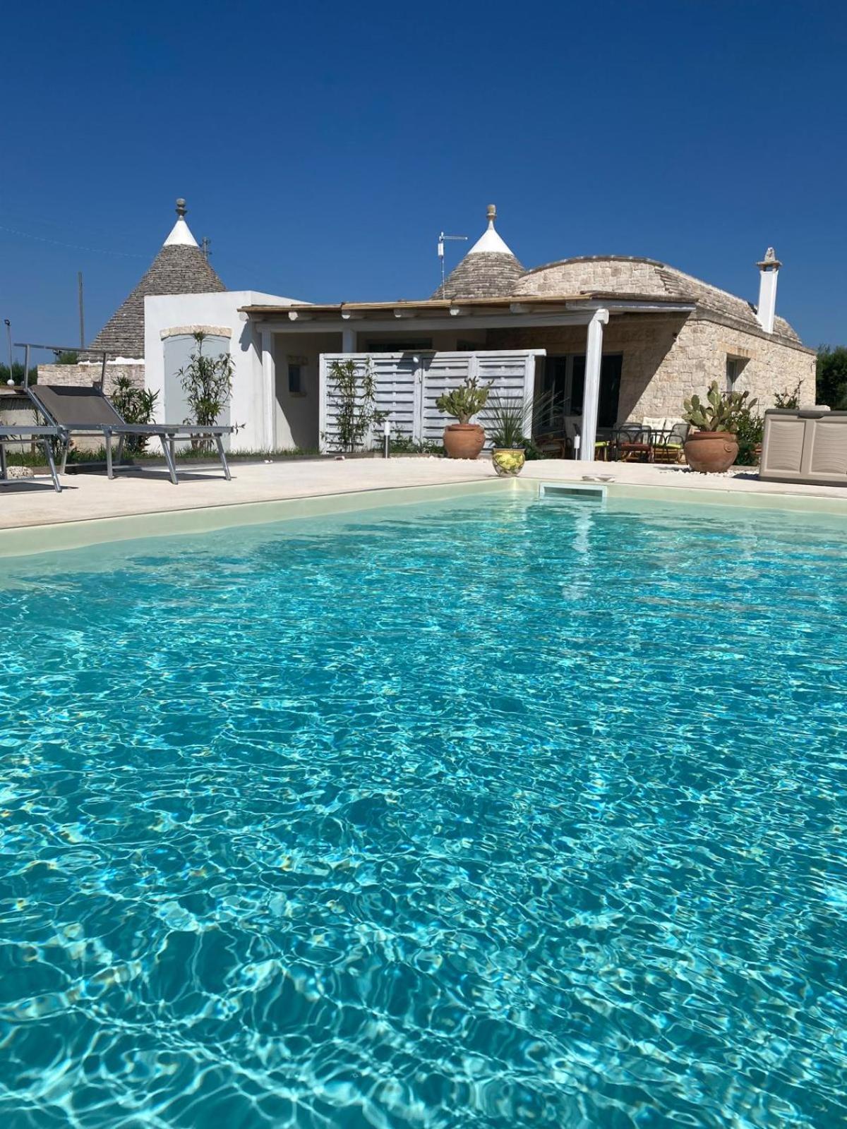Вилла Trullo Masso Antico Альберобелло Экстерьер фото